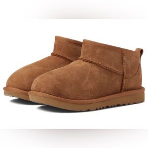 Ugg Classic Ultra Mini Kids Size 2